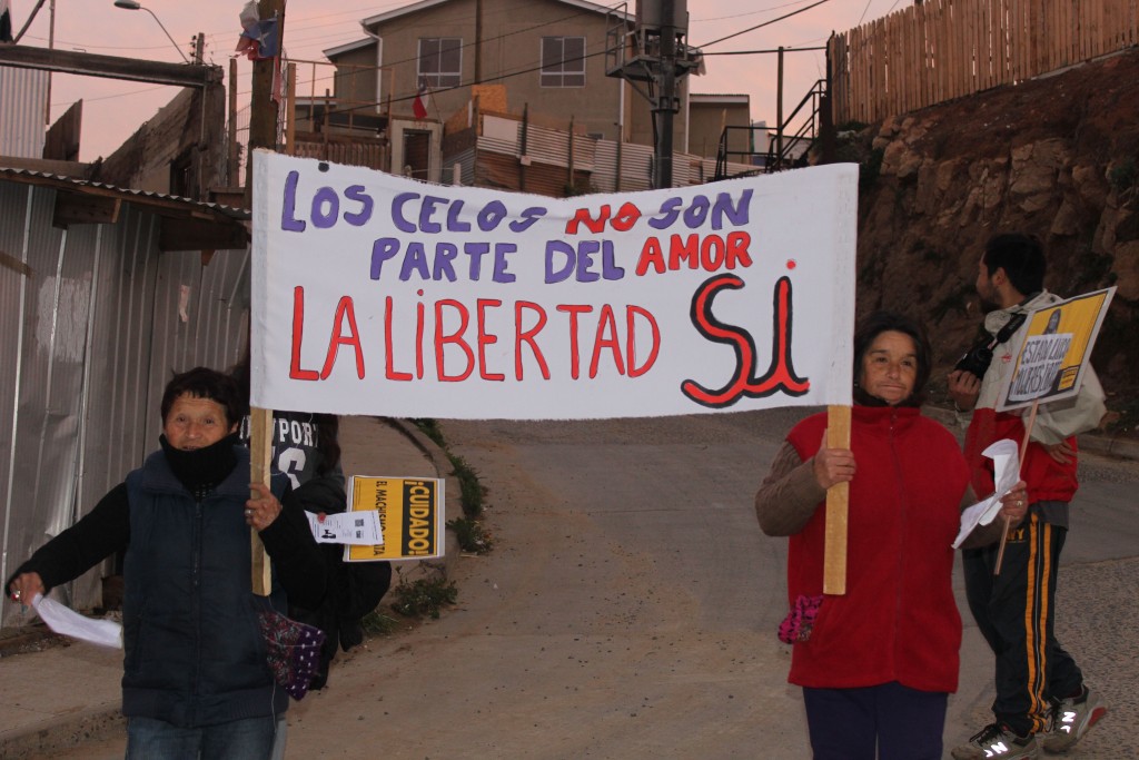 Marcha contra la violencia hacia las mujeres recorrió el Cerro Las ...