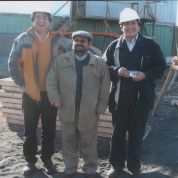 (2005-2006) Construcción Centro EPES en Concepción. Lautaro López, Coordinador del Centro junto a miembros del directorio
