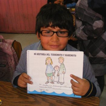 (2010, Post-terremoto) Actividad con adolescentes Programa Consuelo para Niños/as